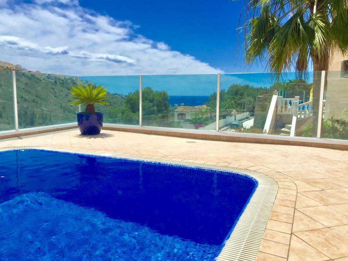 Villa Guapa With Gym Aircon Wifi Морайра Экстерьер фото