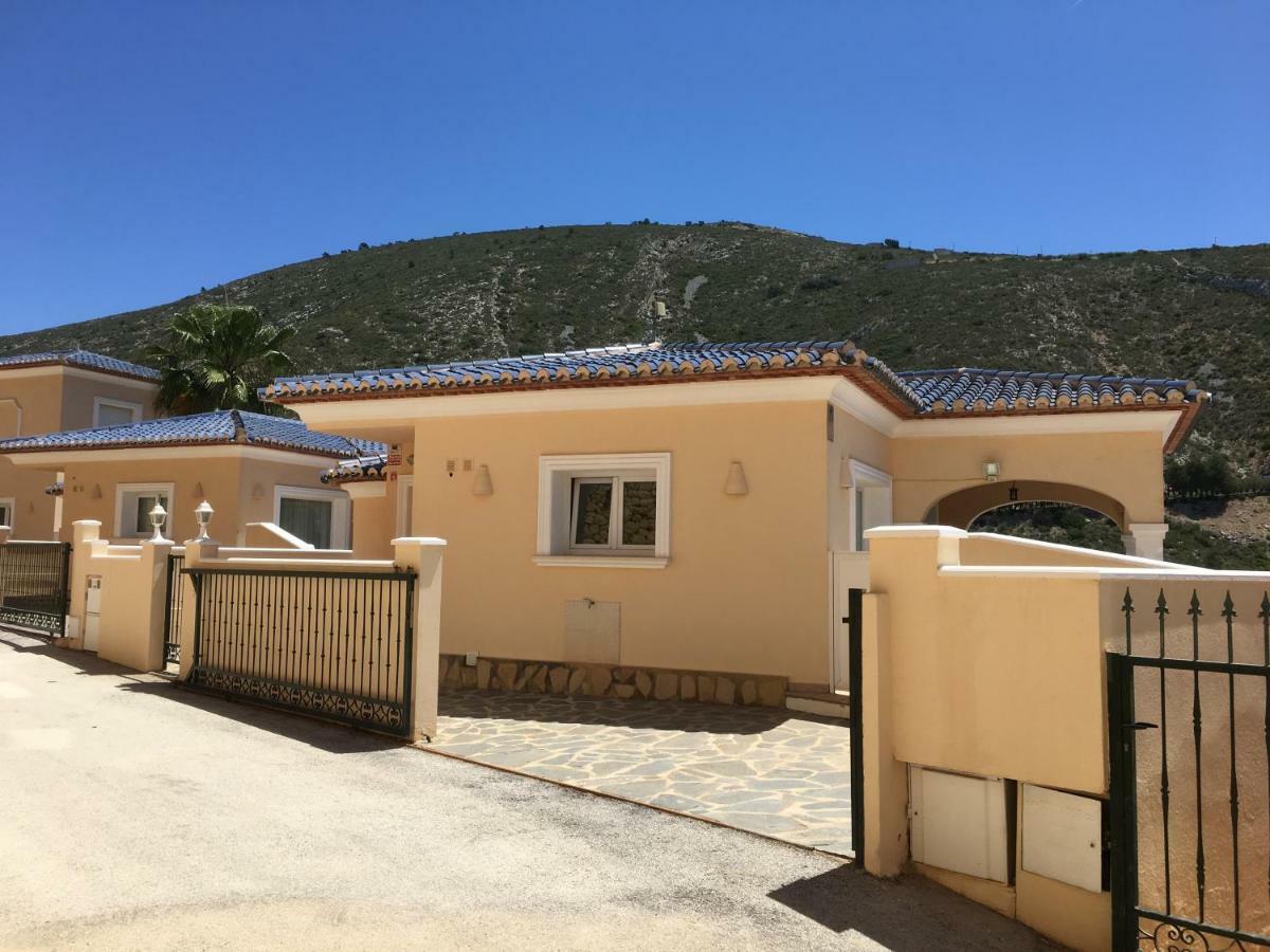 Villa Guapa With Gym Aircon Wifi Морайра Экстерьер фото